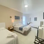 Hotel Lorenza E Mini