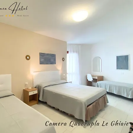 Hotel Lorenza E Mini