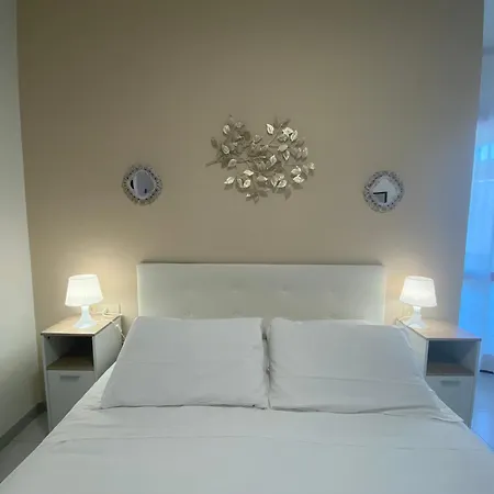 Lorenza E Mini Hotel