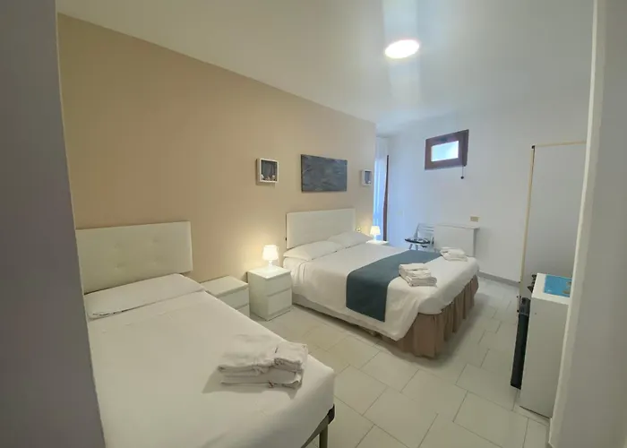 Lorenza E Mini Hotel Spiaggia di Cavoli